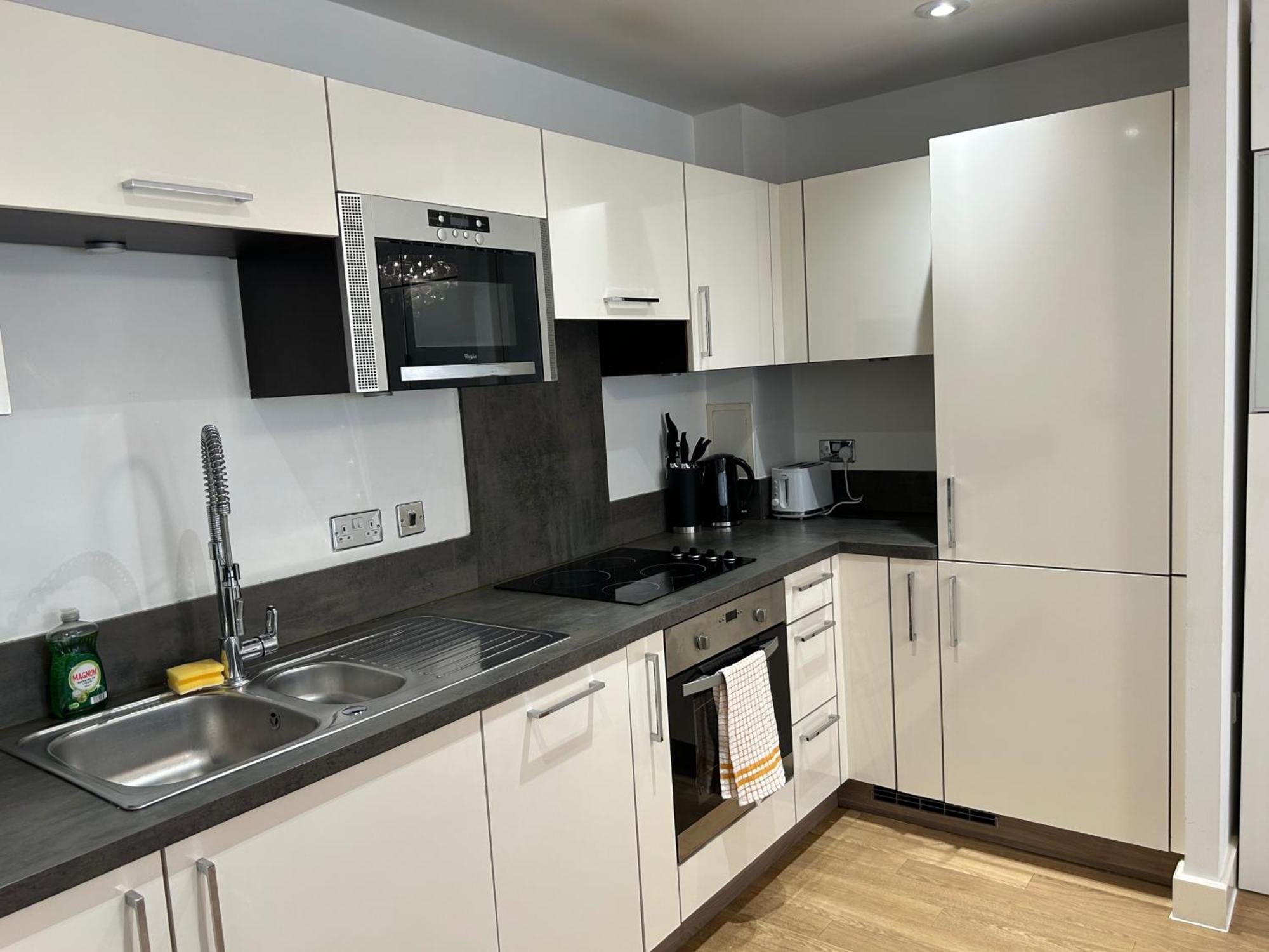 1-bed Sleeps 4 Near Attractions & Transport Appartamento