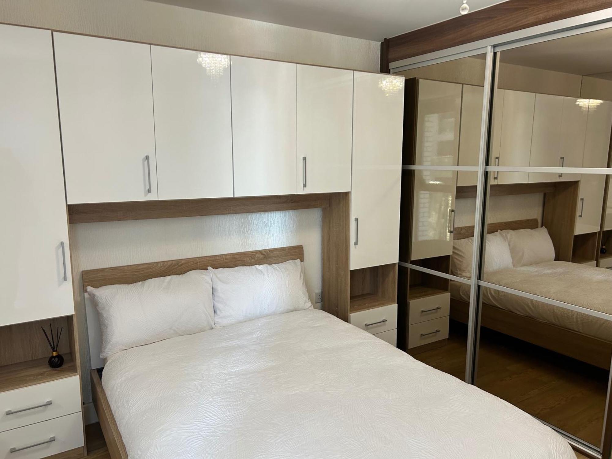 Appartamento 1-bed Sleeps 4 Near Attractions & Transport Londra