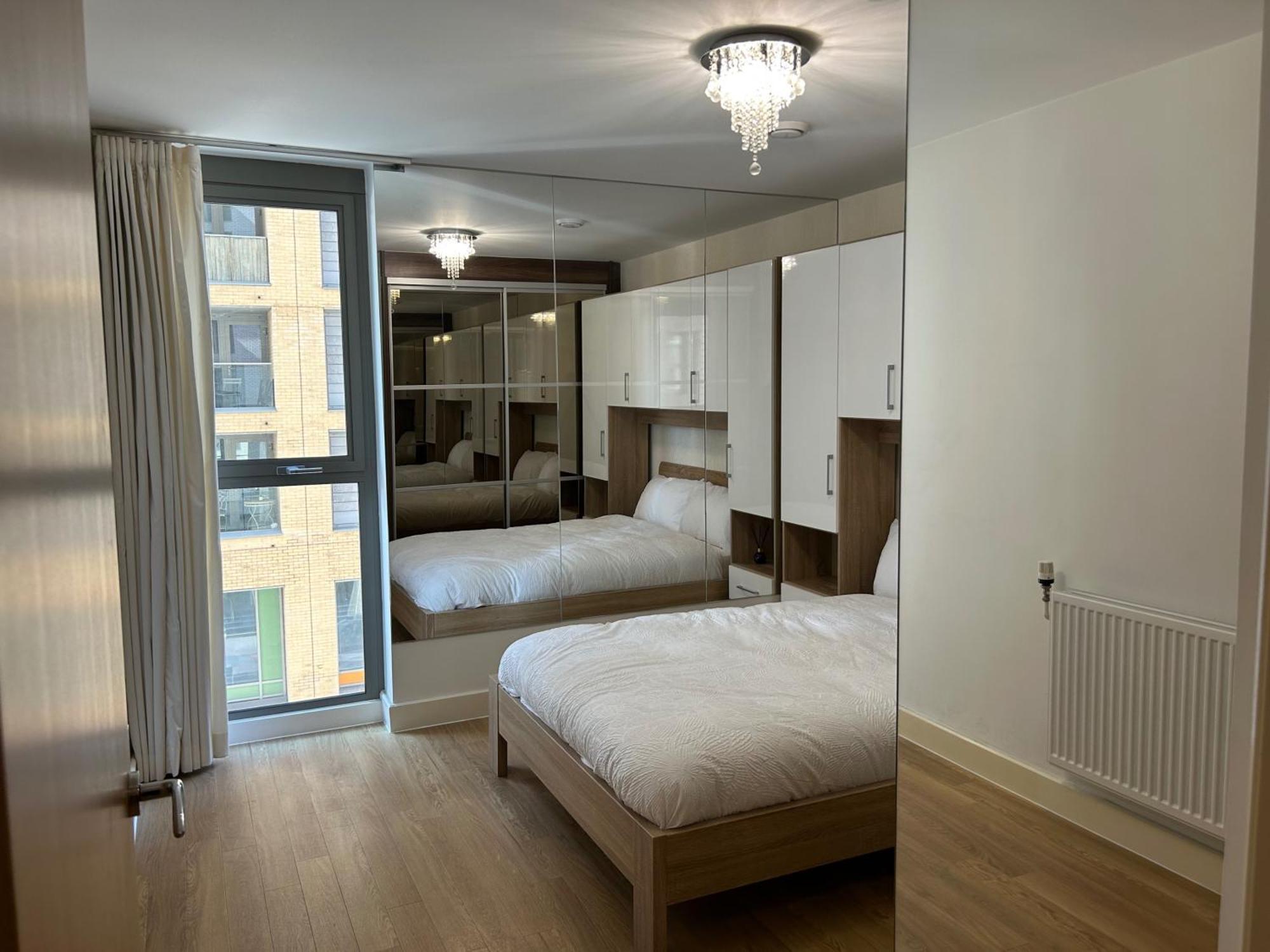 1-bed Sleeps 4 Near Attractions & Transport Londra