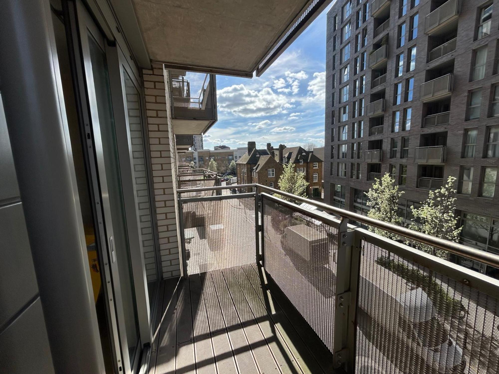 1-bed Sleeps 4 Near Attractions & Transport Appartamento *