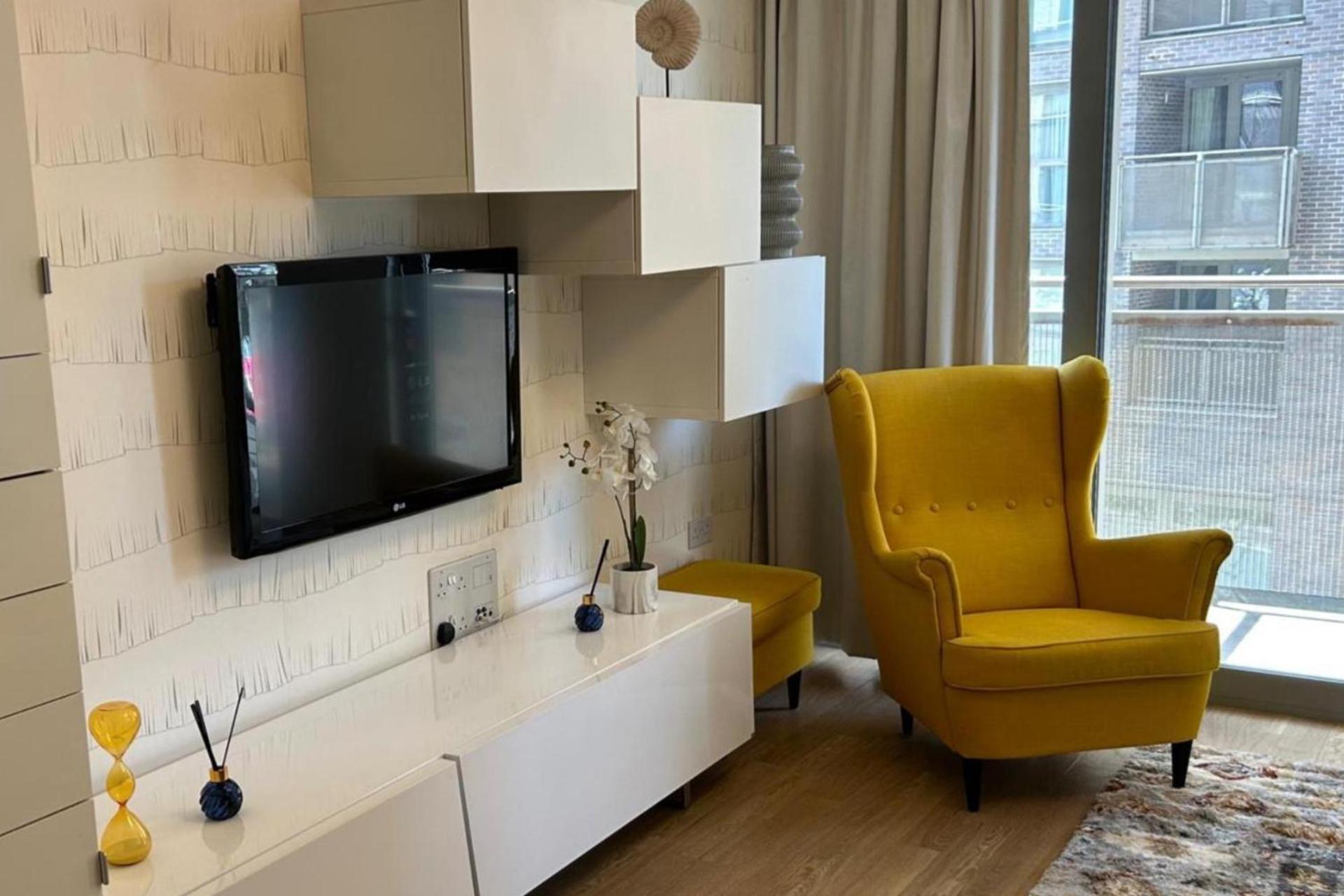 1-bed Sleeps 4 Near Attractions & Transport